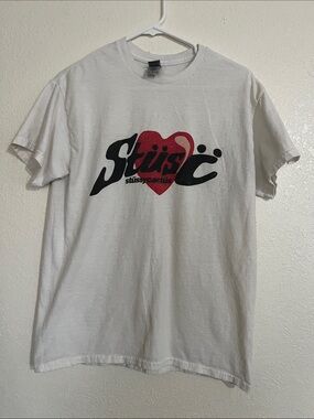 Unisex graphic Tshirt size medium